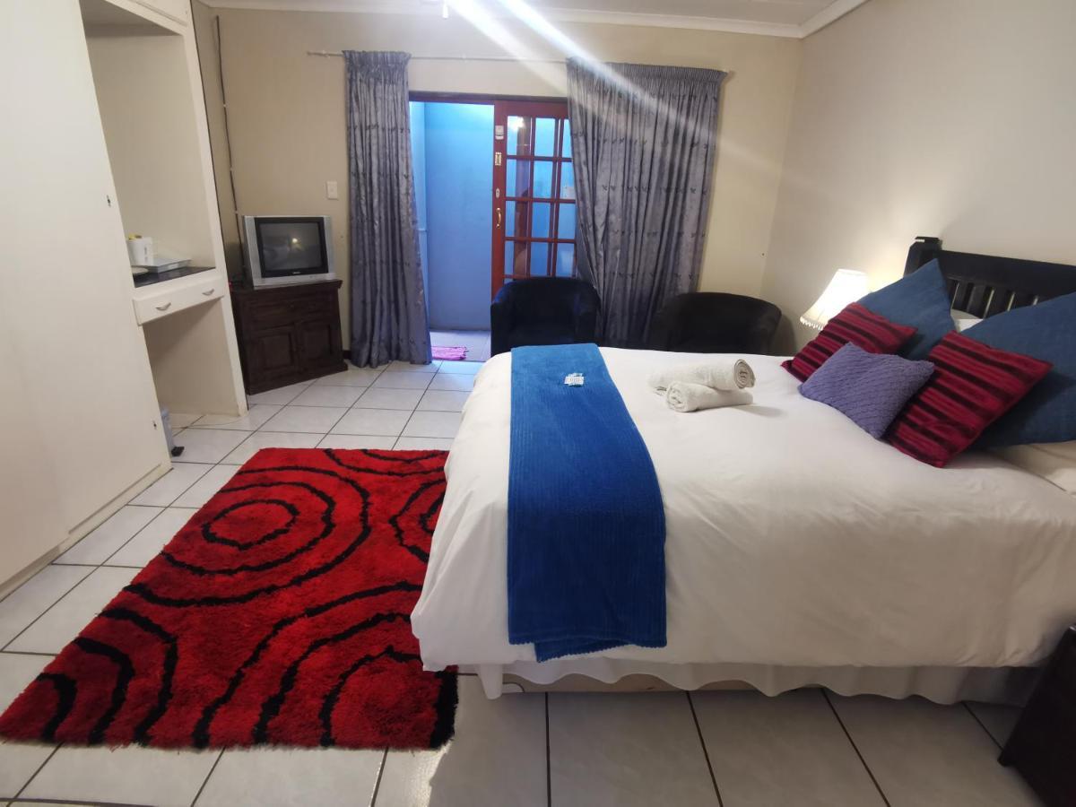 Sun Deck Lodge Hartbeespoort Exteriér fotografie